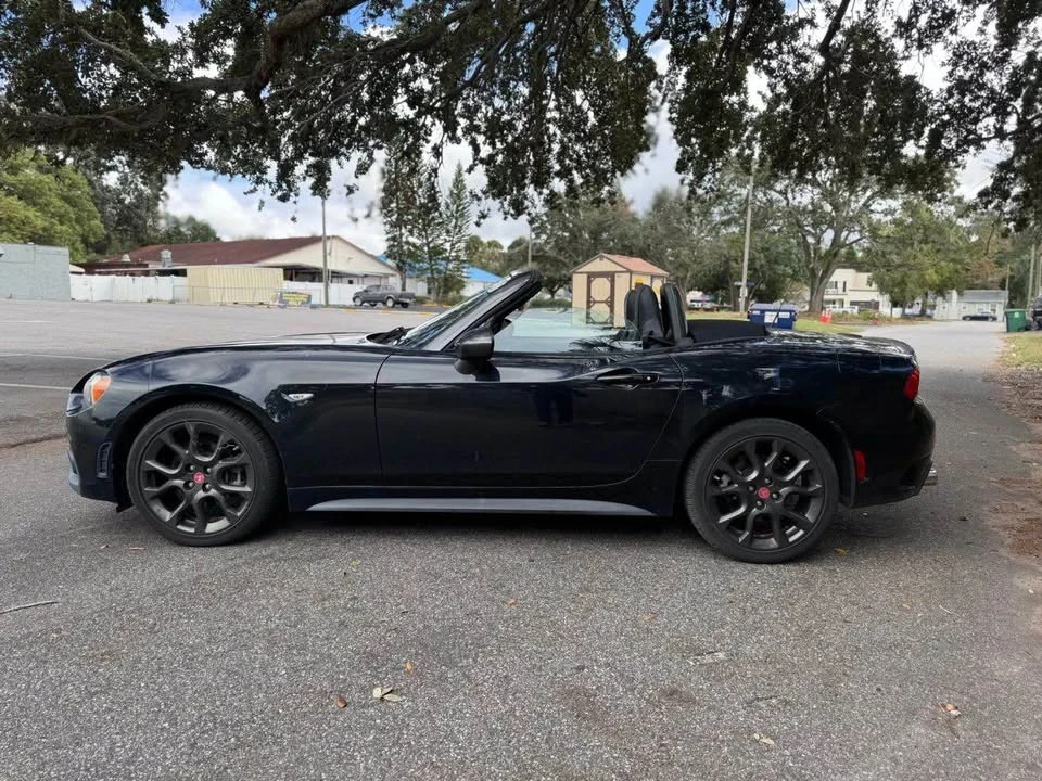 2017 Fiat 124 Spider - Image 4 of 14