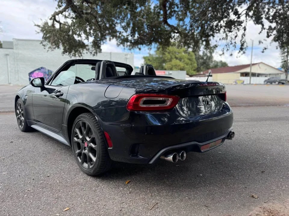 2017 Fiat 124 Spider - Image 5 of 14