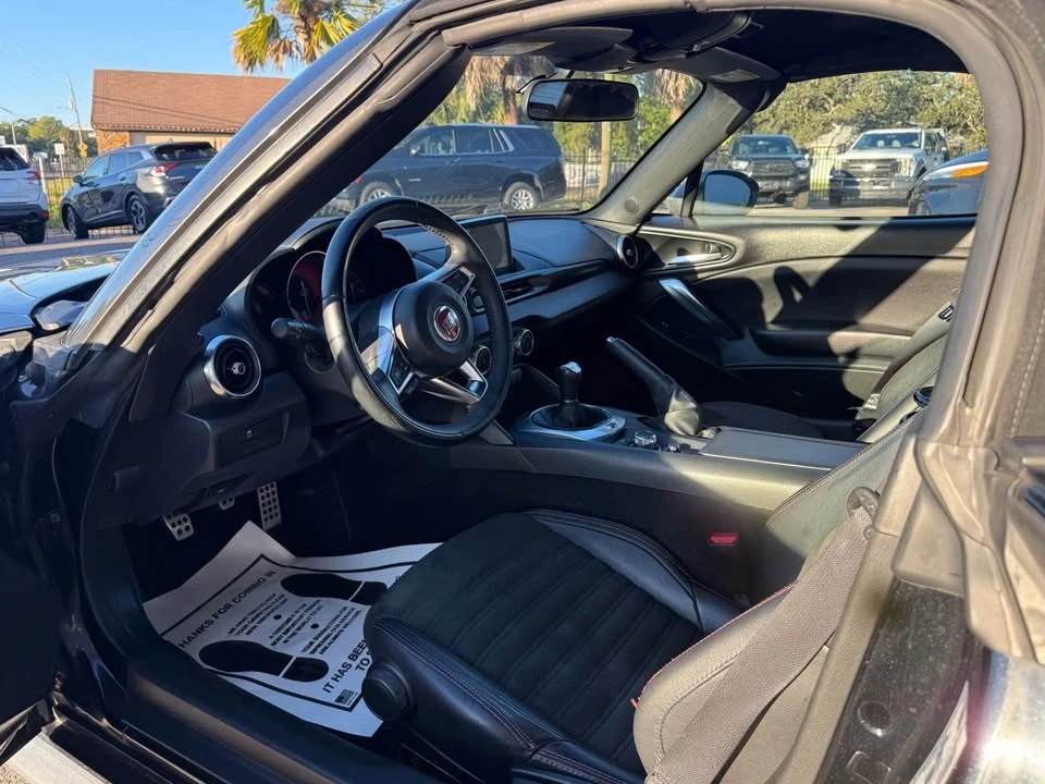 2017 Fiat 124 Spider - Image 3 of 6