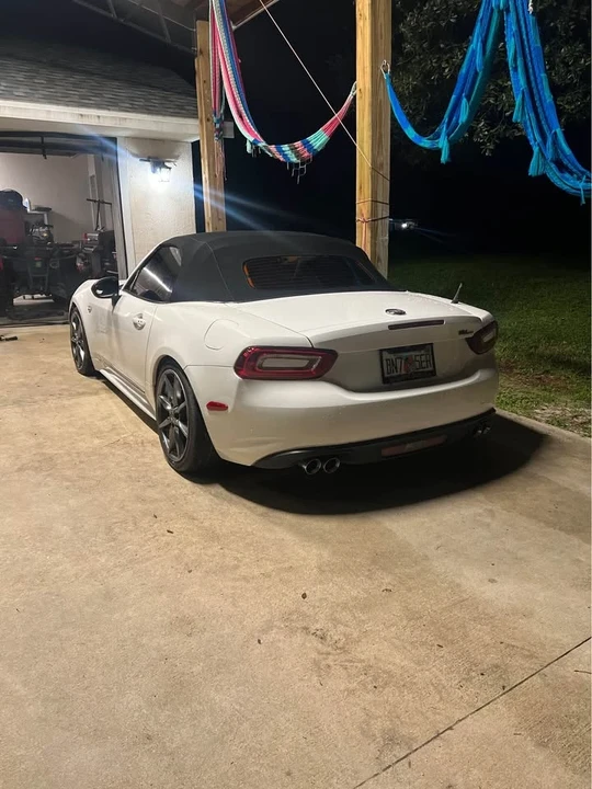 2017 Fiat 124 Spider - Image 6 of 13