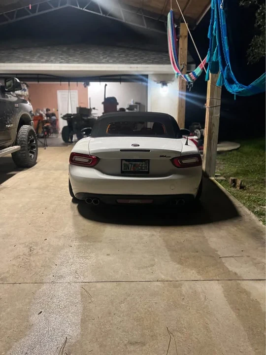 2017 Fiat 124 Spider - Image 4 of 13