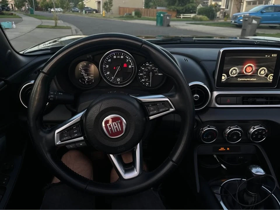 2017 Fiat 124 Spider - Image 3 of 13