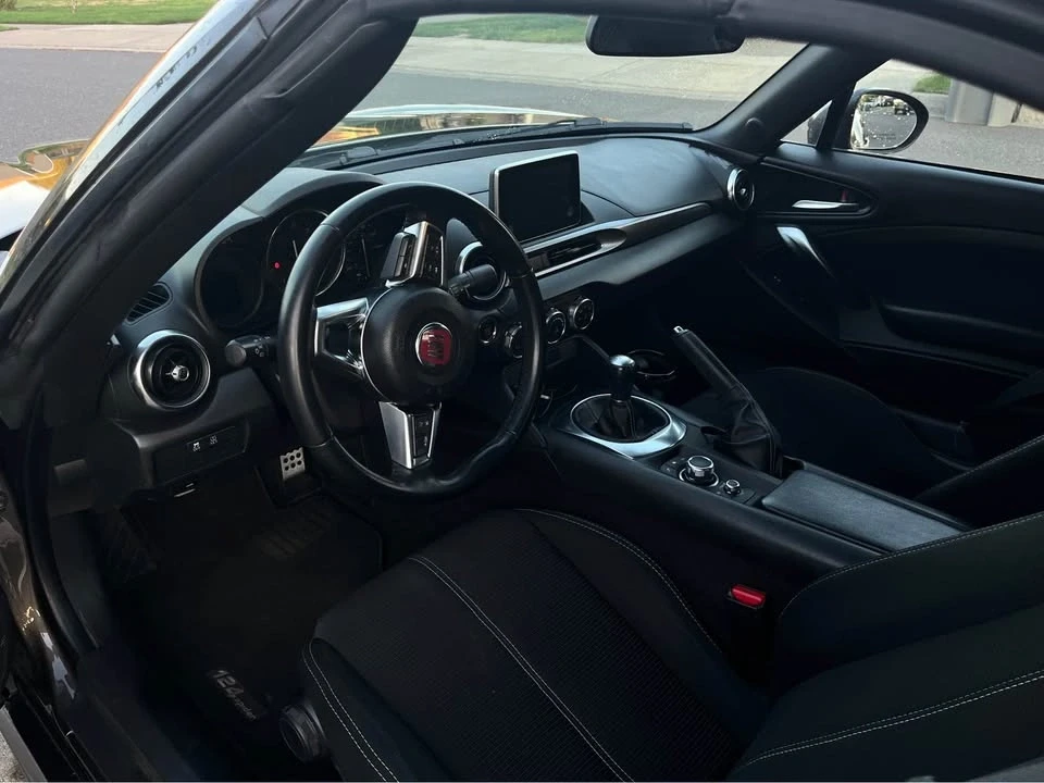 2017 Fiat 124 Spider - Image 6 of 13