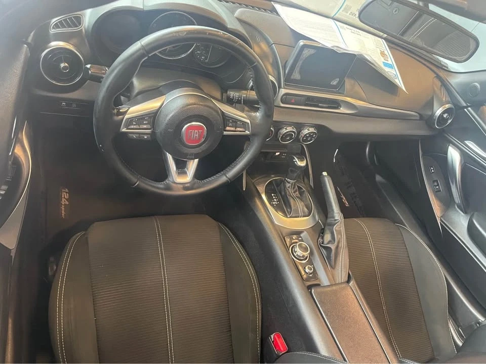2017 Fiat 124 Spider - Image 4 of 5