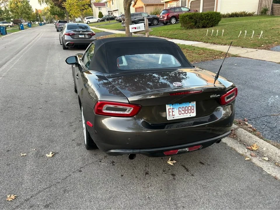 2017 Fiat 124 Spider - Image 5 of 14