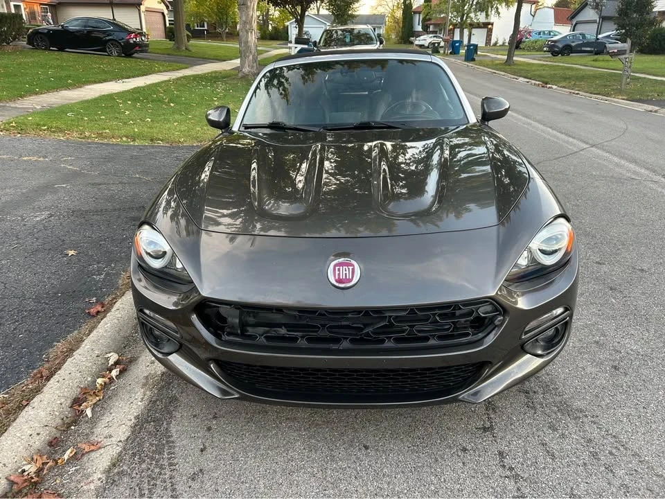 2017 Fiat 124 Spider - Image 2 of 14