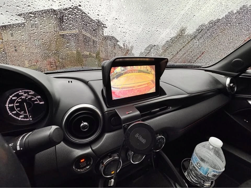 2017 Fiat 124 Spider - Image 11 of 19