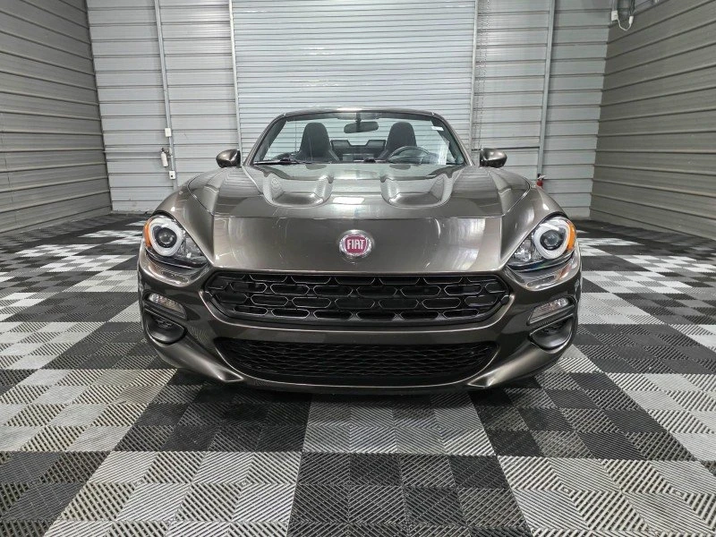 2017 Fiat 124 Spider - Image 2 of 19