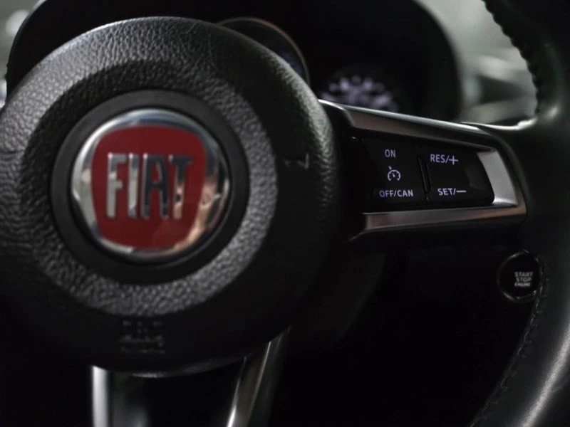 2017 Fiat 124 Spider - Image 14 of 19