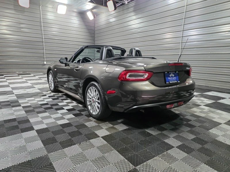 2017 Fiat 124 Spider - Image 6 of 19
