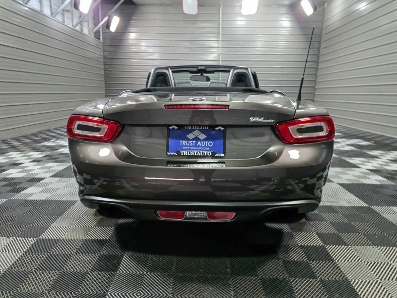 2017 Fiat 124 Spider - Image 5 of 19