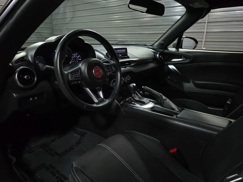 2017 Fiat 124 Spider - Image 10 of 19