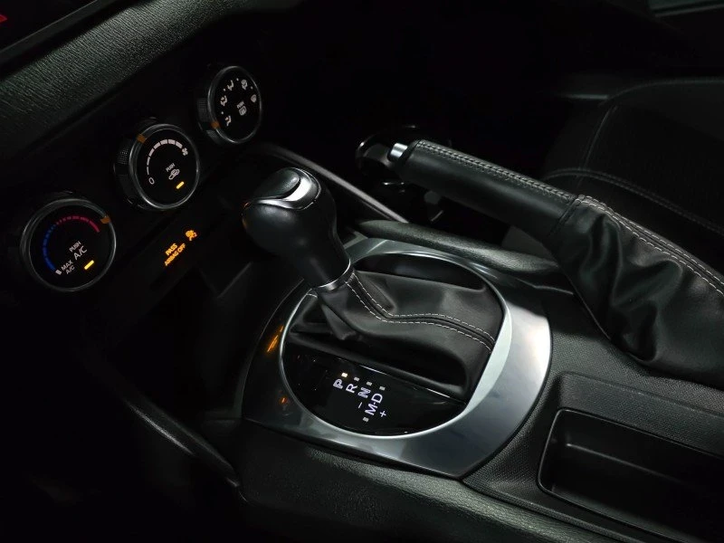 2017 Fiat 124 Spider - Image 16 of 19