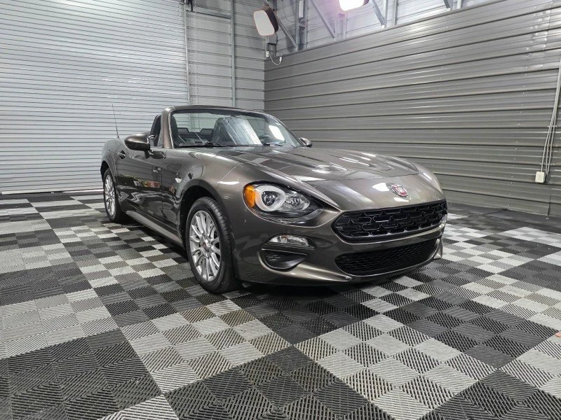 2017 Fiat 124 Spider - Image 3 of 19