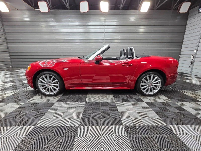 2017 Fiat 124 Spider - Image 8 of 20