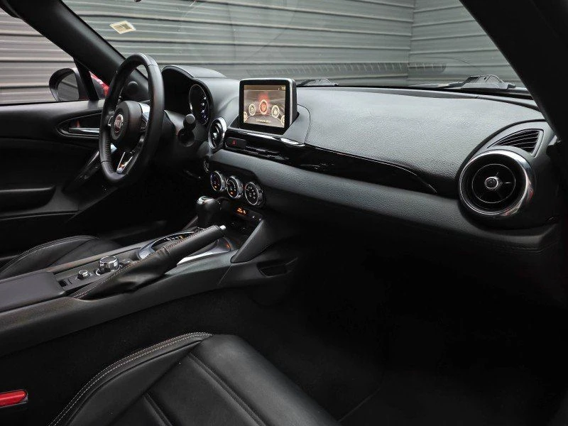 2017 Fiat 124 Spider - Image 13 of 20