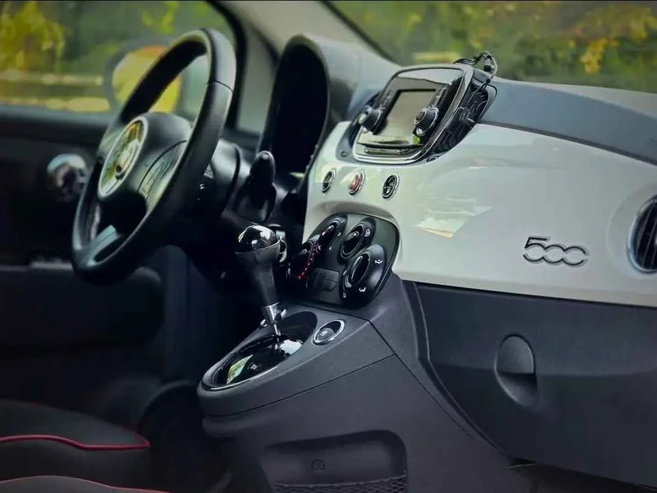 2017 Fiat 500 - Image 9 of 12