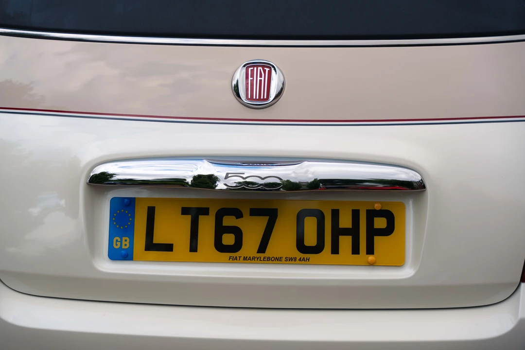 2017 Fiat 500 - Image 13 of 31