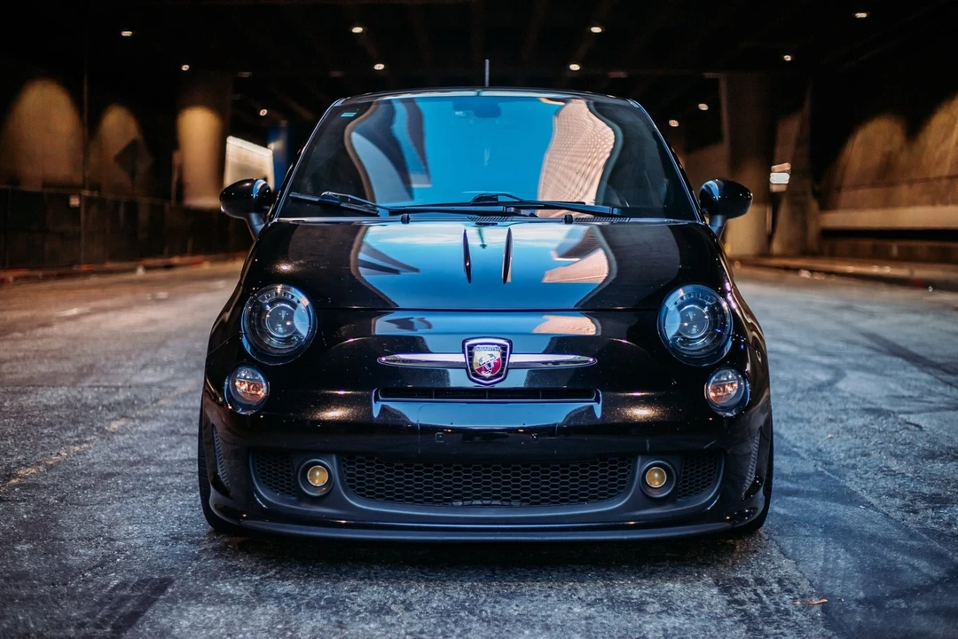 2017 Fiat Abarth 500 - Image 7 of 21