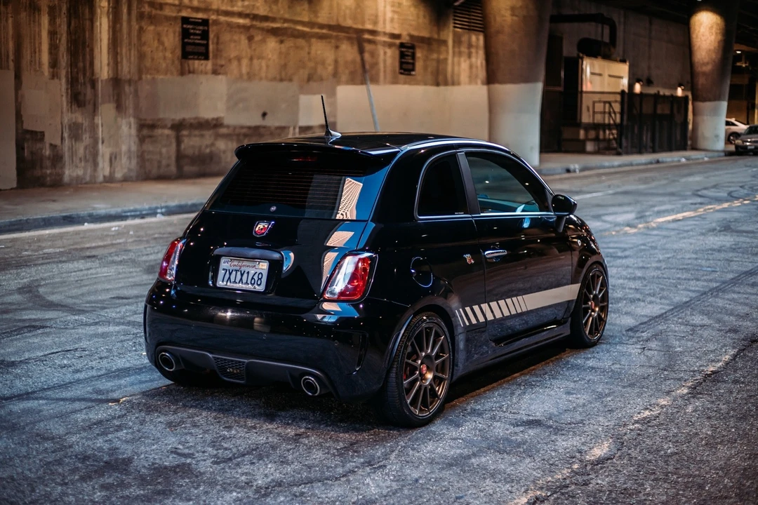 2017 Fiat Abarth 500 - Image 8 of 21