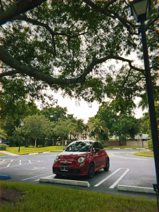 2017 Fiat Abarth 500 - Image 4 of 21
