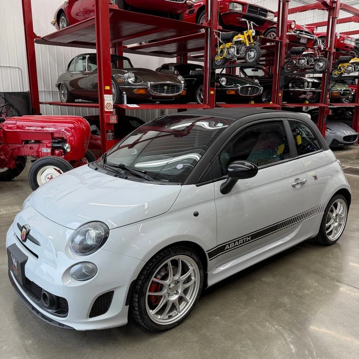 2017 Fiat Abarth 500 - Image 2 of 15