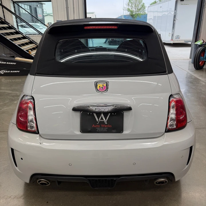 2017 Fiat Abarth 500 - Image 4 of 15