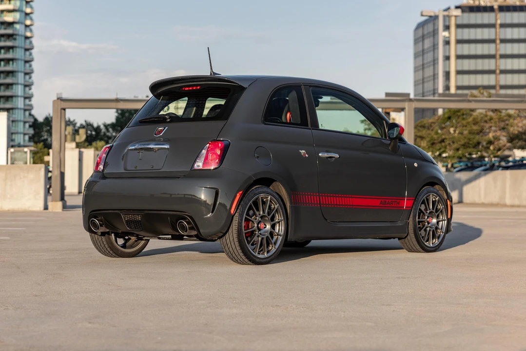 2017 Fiat Abarth 500 - Image 13 of 31