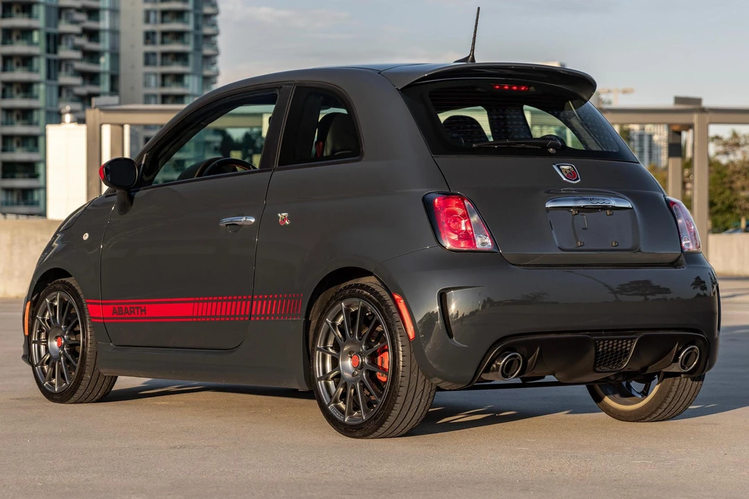 2017 Fiat Abarth 500 - Image 4 of 31