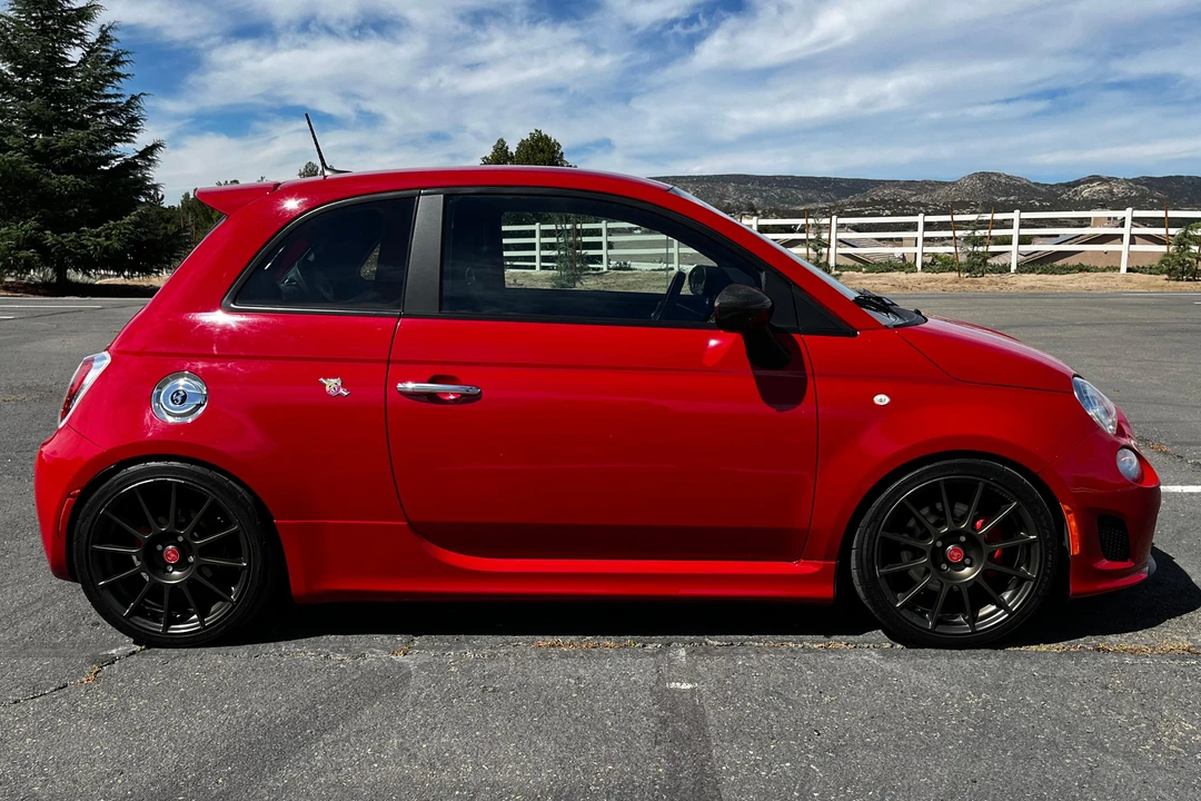 2017 Fiat Abarth 500 - Image 3 of 31