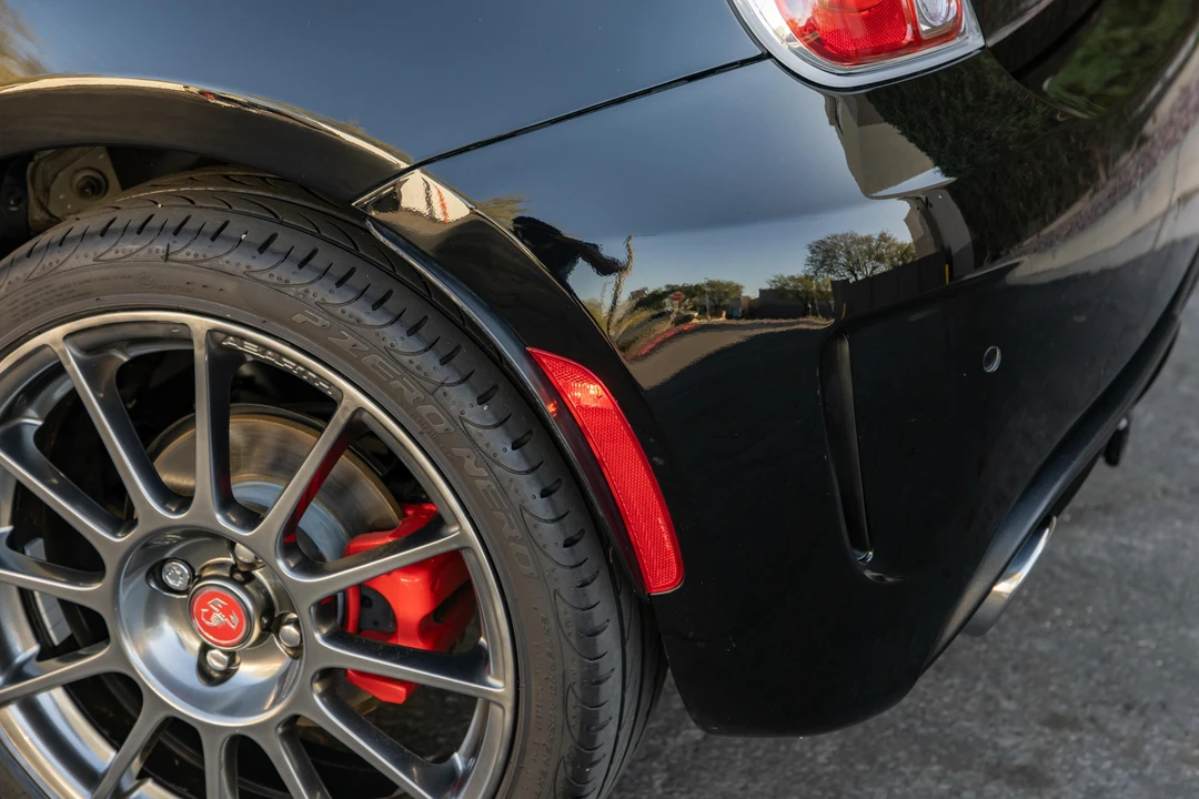 2017 Fiat Abarth 500 - Image 24 of 31