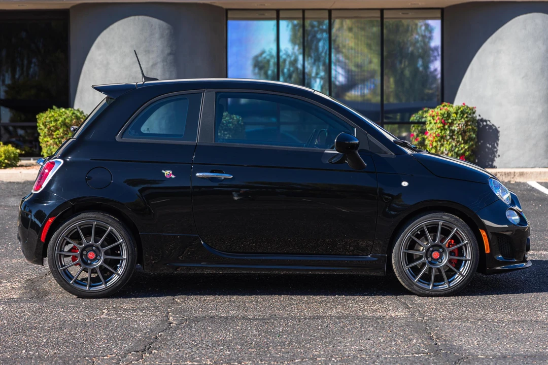 2017 Fiat Abarth 500 - Image 3 of 31