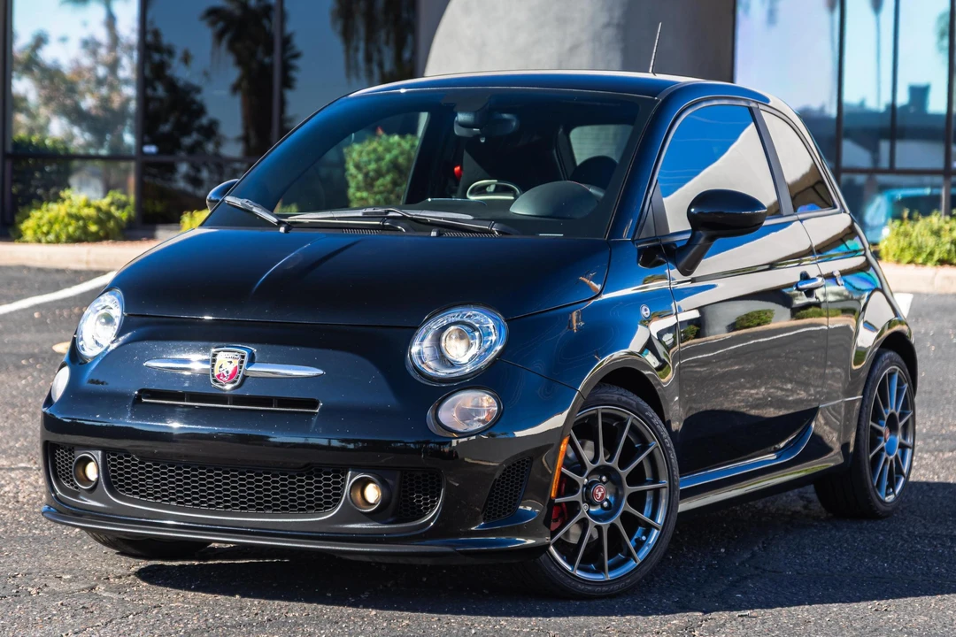 2017 Fiat Abarth 500 - Image 6 of 31
