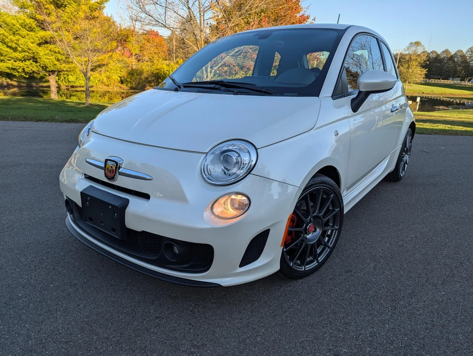 2017 Fiat Abarth 500 - Image 6 of 31