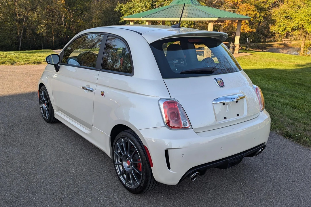 2017 Fiat Abarth 500 - Image 4 of 31