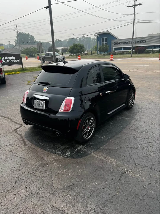 2017 Fiat Abarth 500 - Image 4 of 11