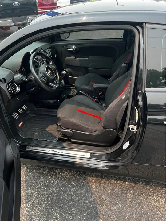2017 Fiat Abarth 500 - Image 6 of 11