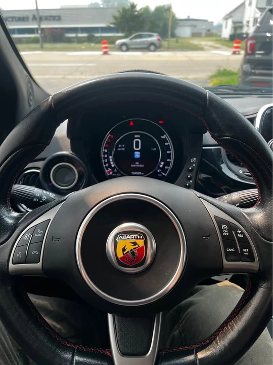 2017 Fiat Abarth 500 - Image 9 of 11
