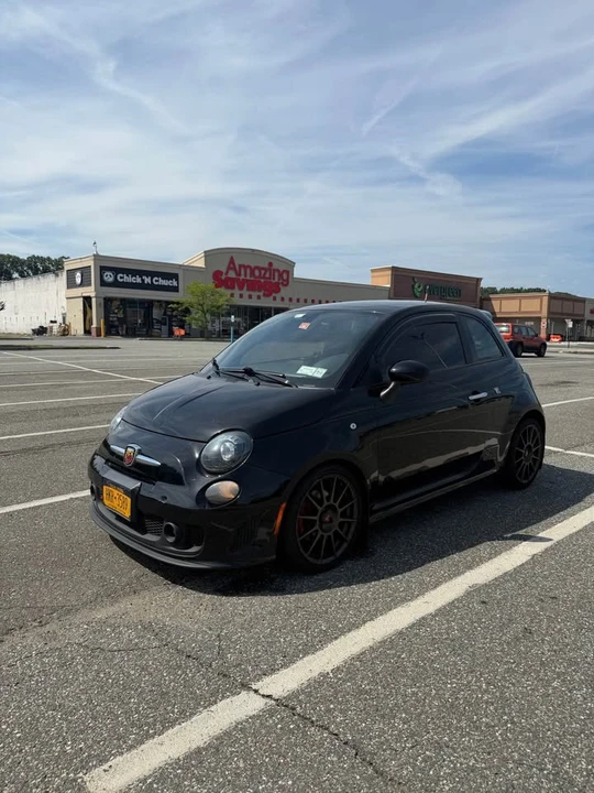 2017 Fiat Abarth 500 - Image 2 of 10