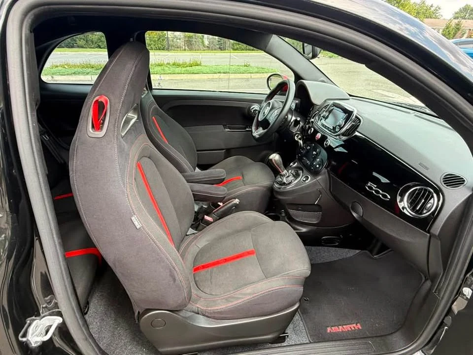 2017 Fiat Abarth 500 - Image 11 of 20