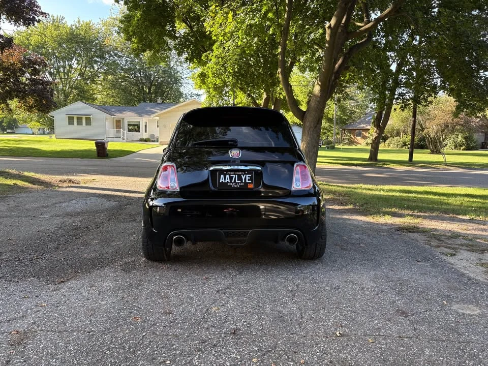 2017 Fiat Abarth 500 - Image 8 of 20
