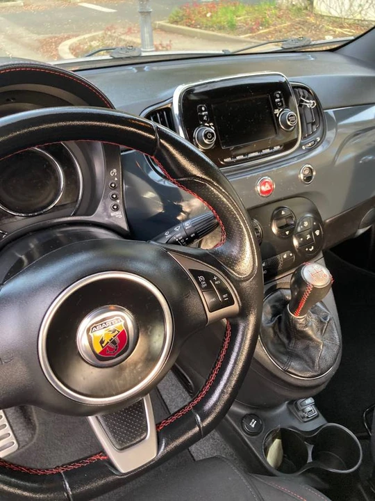 2017 Fiat Abarth 500 - Image 6 of 22