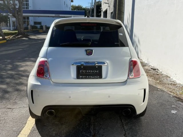 2017 Fiat Abarth 500 - Image 4 of 21