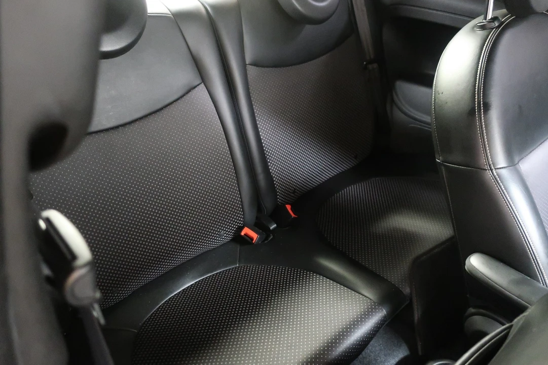 2017 Fiat 500 - Image 9 of 17