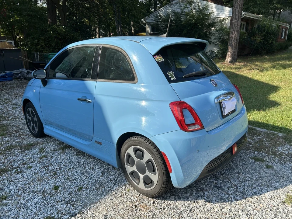 2017 Fiat 500e - Image 4 of 13
