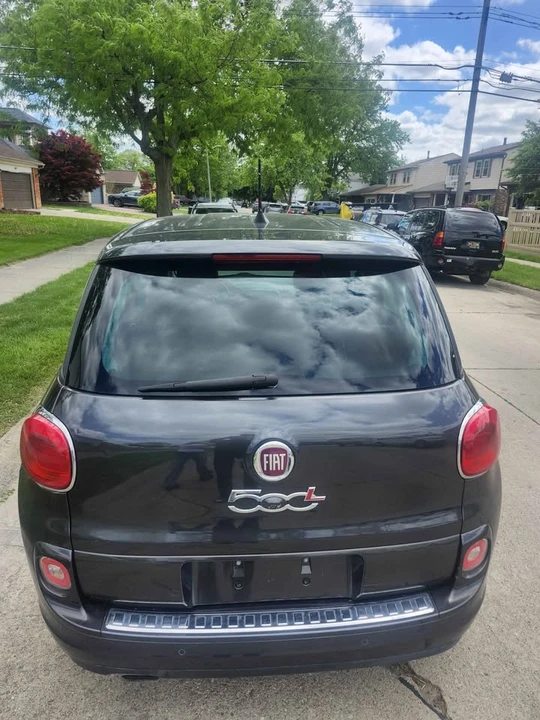 2017 Fiat 500 - Image 2 of 20