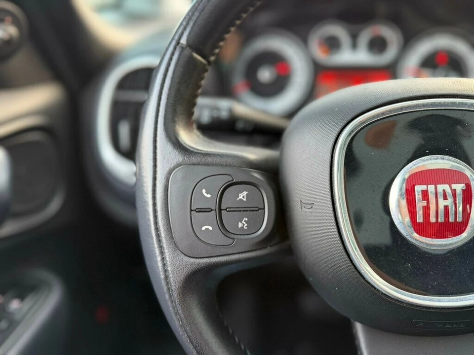 2017 Fiat 500 - Image 11 of 21