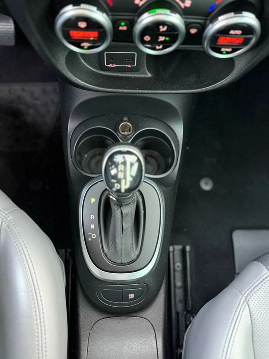 2017 Fiat 500 - Image 17 of 21