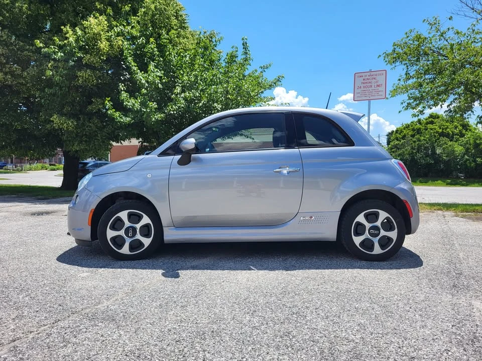 2017 Fiat 500e - Image 7 of 19