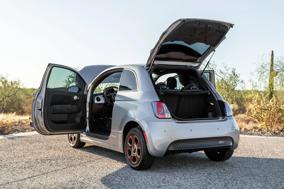 2017 Fiat 500 - Image 14 of 31
